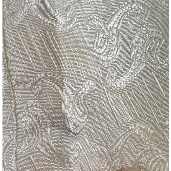 Boys White Sherwani Jacket Beaded Embroidery Gold Buttons 14" Chest - Picture 13 of 16